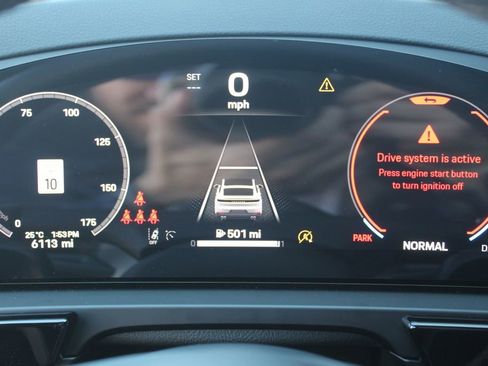 Certified 2025 Porsche Cayenne Coupe AWD/4WD image 20