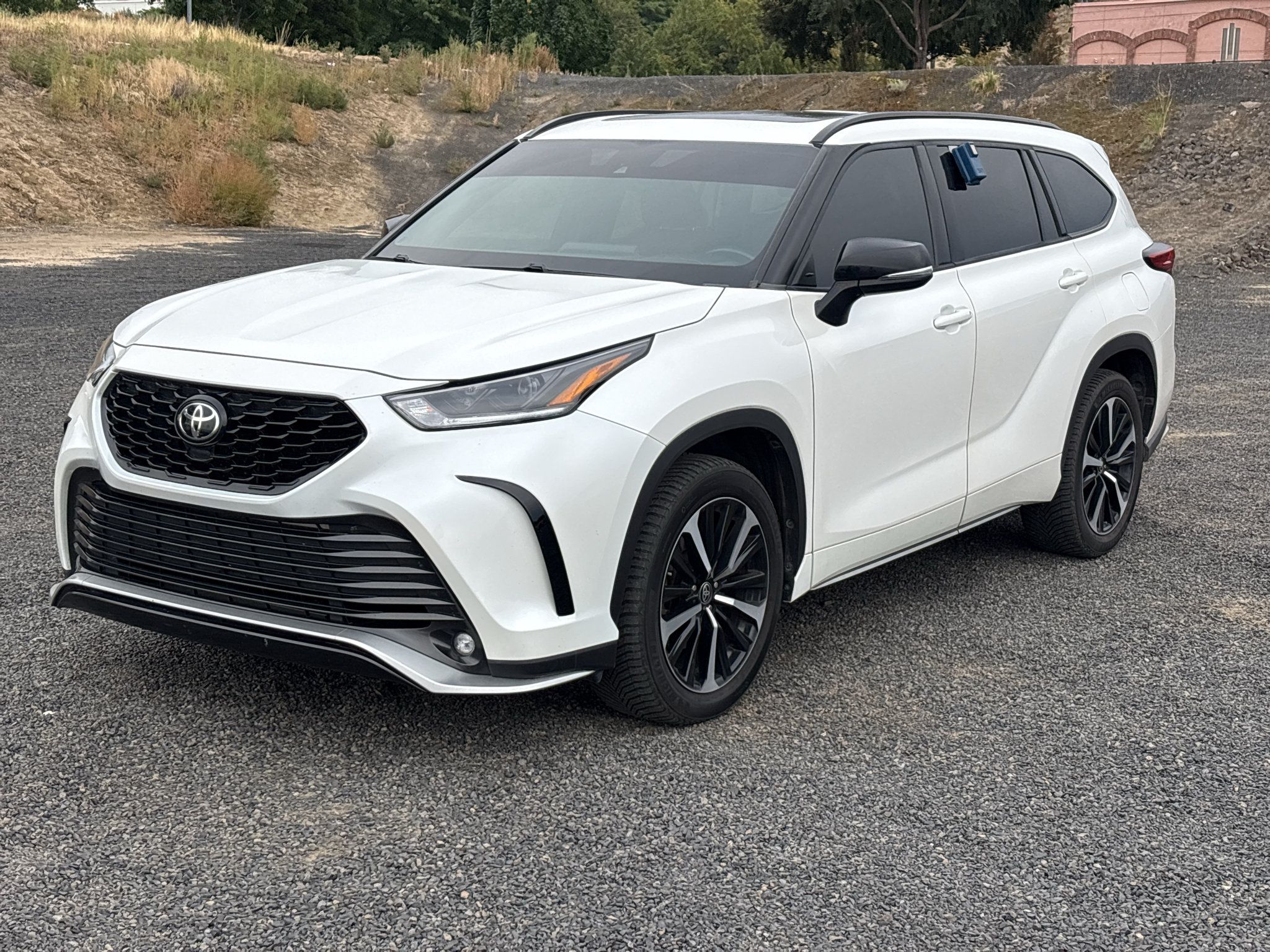 Certified 2021 Toyota Highlander XSE AWD/4WD image 7