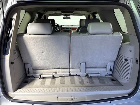Used 2010 Chevrolet Tahoe LTZ AWD/4WD image 9