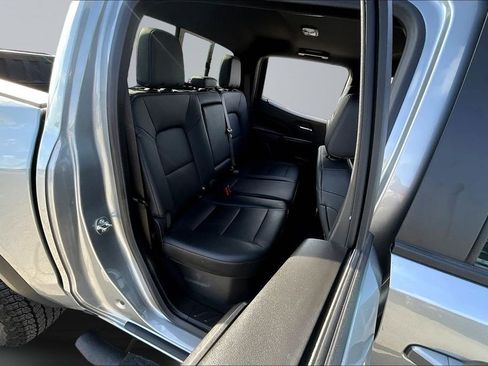 Used 2025 GMC Canyon Elevation w/ Convenience Package image 27