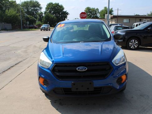 Used 2017 Ford Escape S FWD image 3