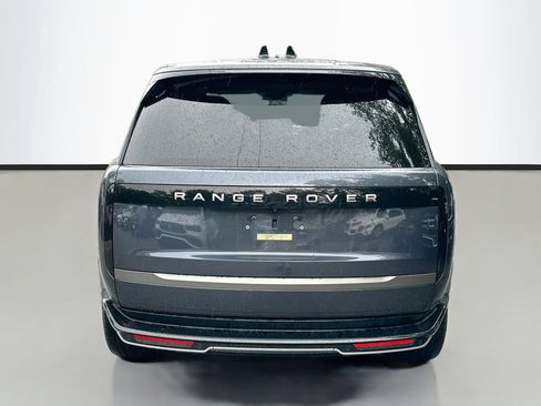 Used 2025 Land Rover Range Rover SE AWD/4WD image 6