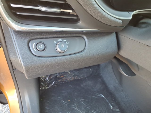 New 2026 Buick Envista Sport Touring w/ Convenience I Package FWD image 28