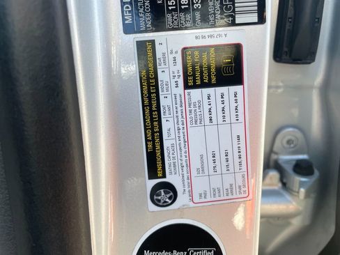 Used 2020 Mercedes-Benz GLS 450 4MATIC image 33