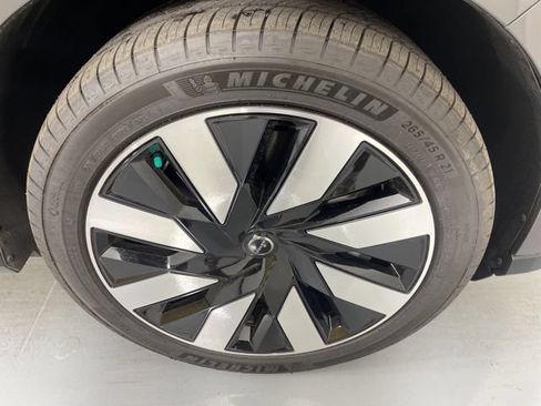 Used 2025 Volvo EX90 Ultra AWD/4WD image 10