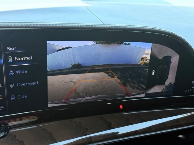 Used 2024 Cadillac Escalade ESV Sport Platinum w/ LPO, ONYX Package AWD/4WD image 16