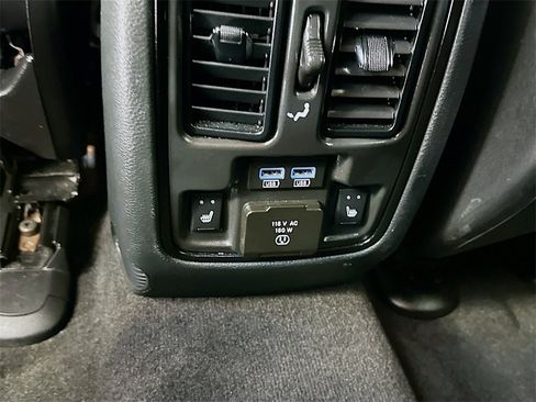 Used 2022 Dodge Durango R/T w/ Blacktop Package image 25