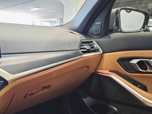 Used 2023 BMW 330i xDrive Sedan w/ Premium Package image 20