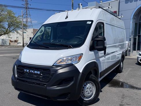 Used 2025 RAM ProMaster 3500 FWD image 3