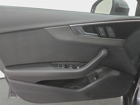 Used 2023 Audi A4 2.0T Premium w/ Convenience Package image 26