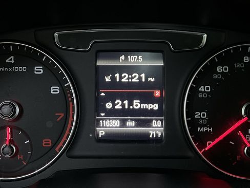 Used 2018 Audi Q3 2.0T Premium Plus w/ S Line Competition Package AWD/4WD image 19