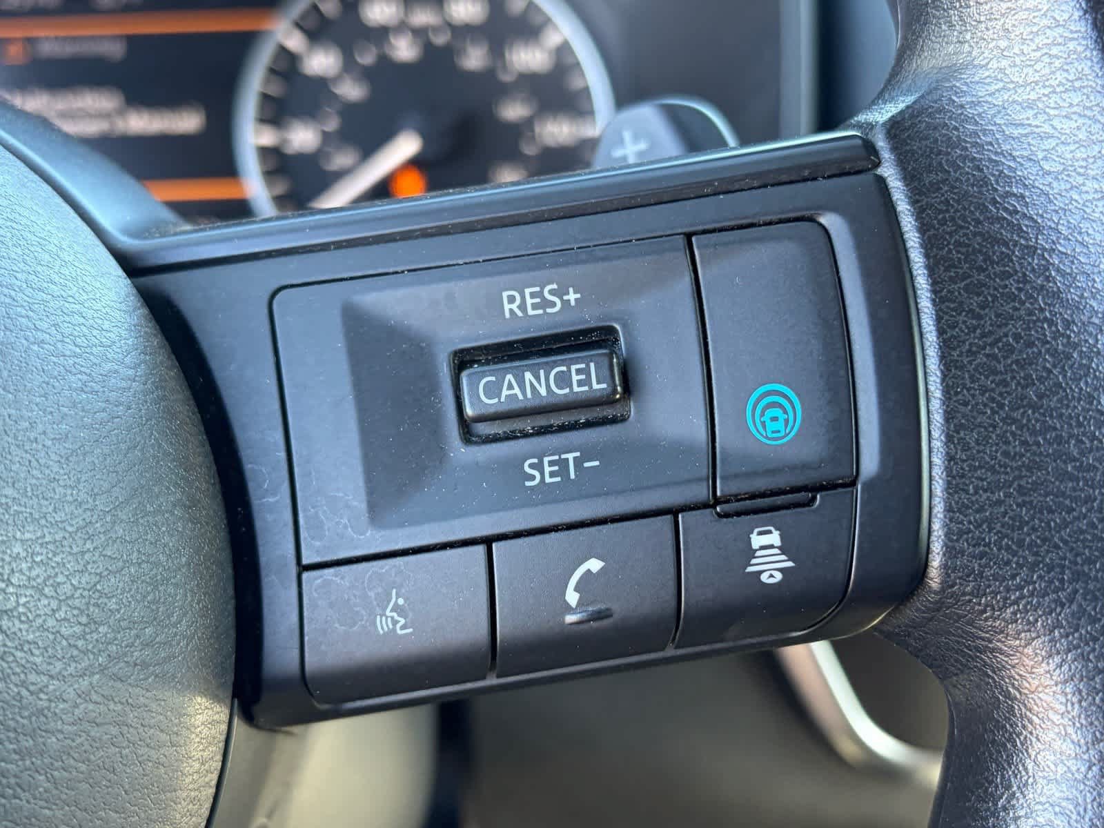Certified 2024 Nissan Rogue SV AWD/4WD image 12