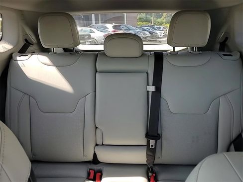 Used 2022 Jeep Compass Limited w/ Elite Group image 21