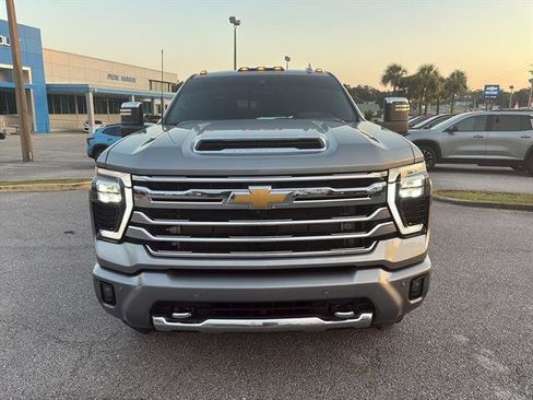 Certified 2024 Chevrolet Silverado 3500 High Country w/ High Country Premium Package image 2