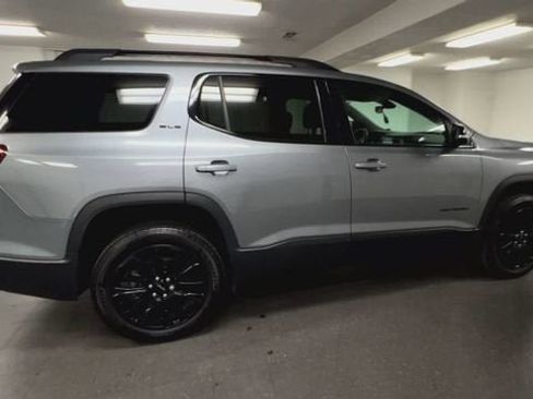 Certified 2023 GMC Acadia SLE w/ Driver Convenience Package FWD image 9