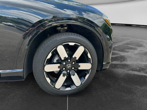 Used 2025 Honda Prologue Elite image 16