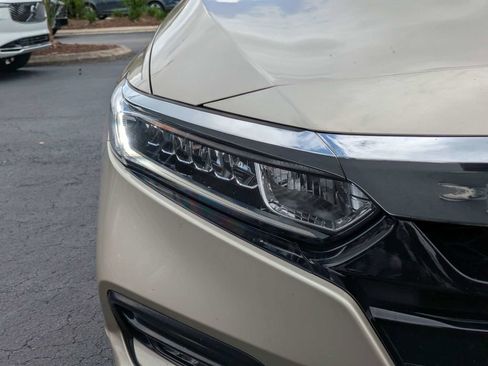 Used 2019 Honda Accord EX-L image 10