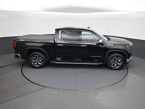 Used 2024 GMC Sierra 1500 SLT w/ SLT Premium Plus Package AWD/4WD image 16