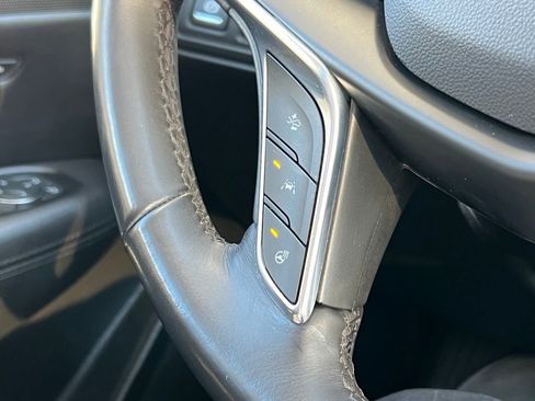 Used 2018 Cadillac XT5 Luxury w/ Driver Awareness Package image 34