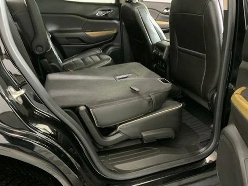 Used 2018 GMC Acadia Denali w/ Technology Package AWD/4WD image 48