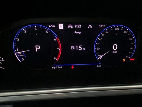 New 2026 Volkswagen Taos SEL image 11