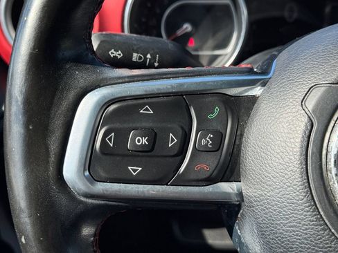 Used 2020 Jeep Wrangler Unlimited Rubicon AWD/4WD image 21