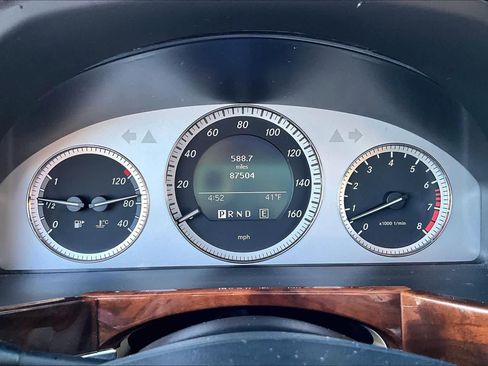 Used 2012 Mercedes-Benz GLK 350 2WD image 25