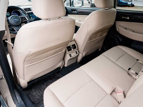 Used 2019 Subaru Outback 2.5i Limited w/ Popular Package #2 image 34