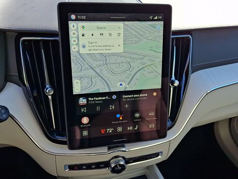 New 2026 Volvo XC60 T8 Ultra w/ Protection Package Premier image 10