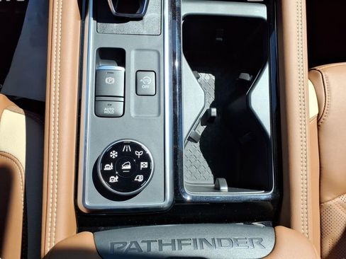 New 2026 Nissan Pathfinder Platinum w/ Cargo Package AWD/4WD image 23