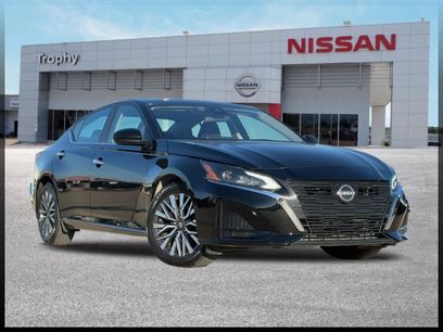 Certified 2023 Nissan Altima 2.5 SV w/ SV Premium Package