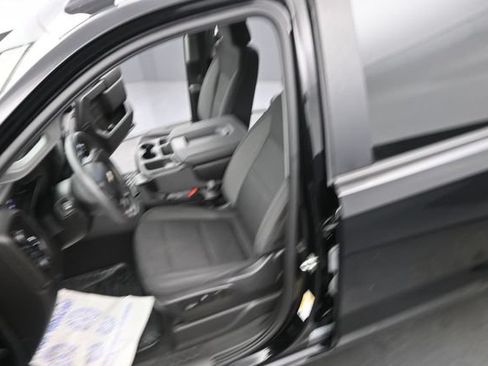 Used 2023 Chevrolet Silverado 1500 Custom AWD/4WD image 17
