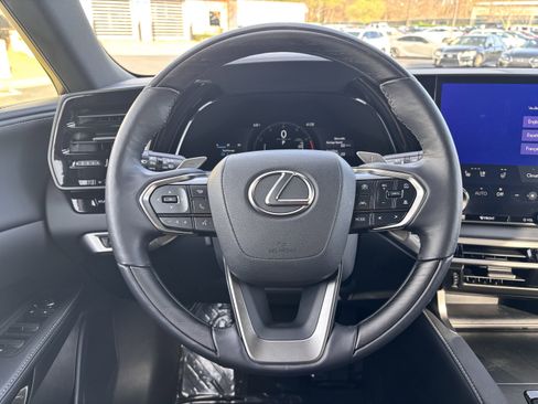 Used 2025 Lexus RX 350 Premium w/ Accessory Package (Z1) image 18
