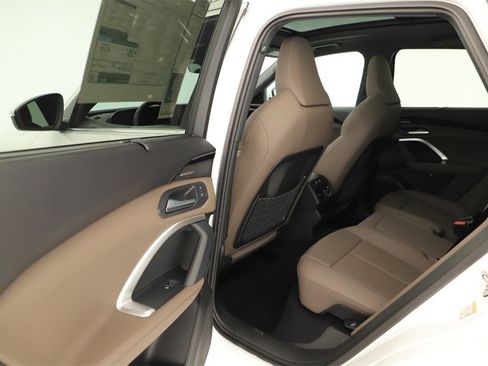 New 2025 Audi Q5 Premium Plus image 26