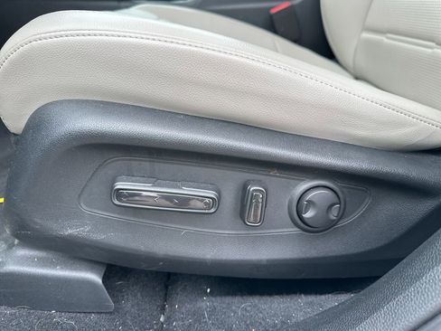 Used 2023 Honda CR-V EX-L image 19