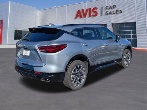 Used 2025 Chevrolet Blazer RS image 7