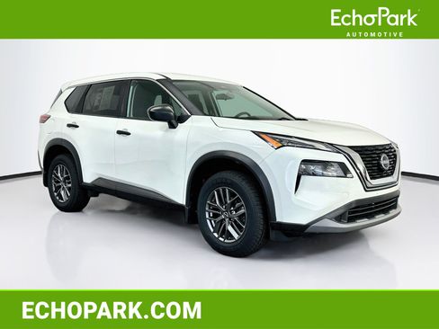 Used 2023 Nissan Rogue S AWD/4WD image 1