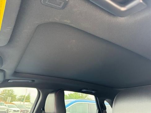 Used 2020 Ford Edge ST-Line w/ Cold Weather Package image 13