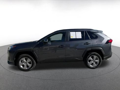 Used 2025 Toyota RAV4 XLE image 9