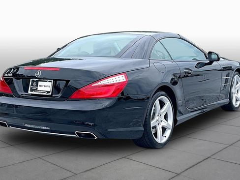 Used 2015 Mercedes-Benz SL 550 image 12