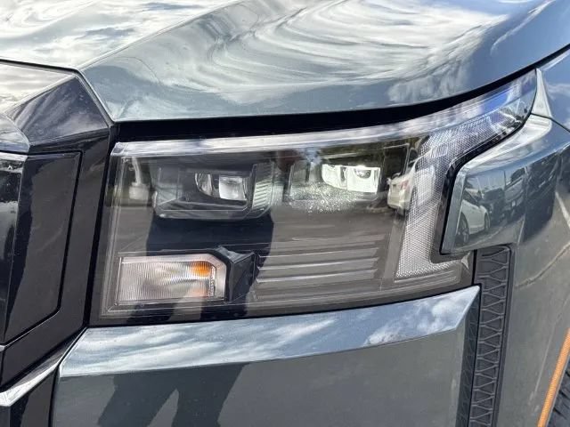 New 2027 Nissan Frontier SV AWD/4WD image 10