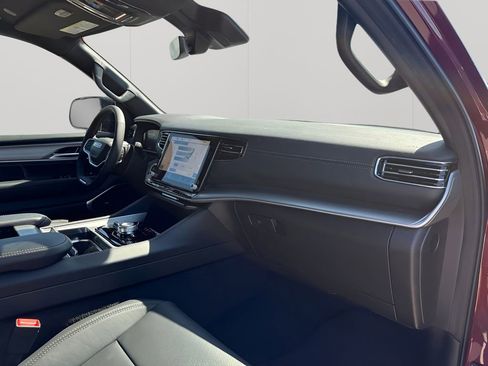New 2026 Jeep Grand Wagoneer Limited AWD/4WD image 14