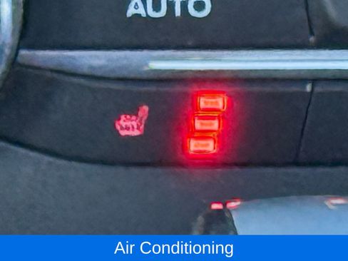 Used 2019 Ford EcoSport SE image 23