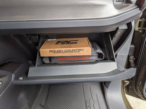 Used 2025 Ford Bronco Raptor AWD/4WD image 41