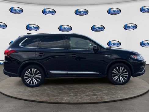 Used 2019 Mitsubishi Outlander GT AWD/4WD image 6
