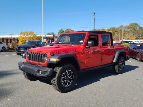 Used 2024 Jeep Gladiator Rubicon w/ Technology Group image 4