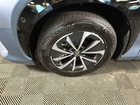 Used 2023 Lexus RZ 450e Premium w/ Technology Package AWD/4WD image 11