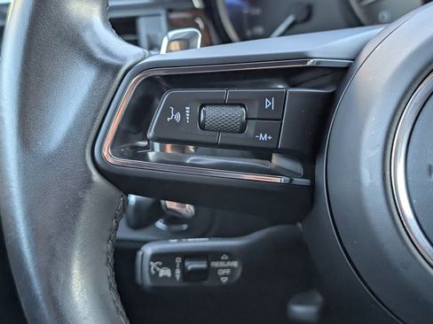 Certified 2023 Porsche Macan S image 21