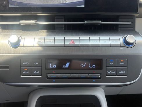 Used 2024 Hyundai Kona SEL FWD image 22