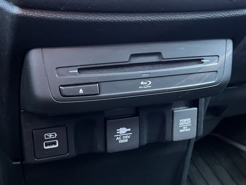 Certified 2023 Honda Odyssey Touring image 7